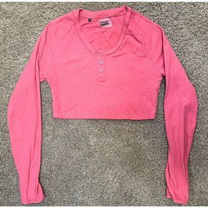 womens Gymshark Long Sleeve Salmon Crop Top Size Medium Athletic Wear 1/2 button